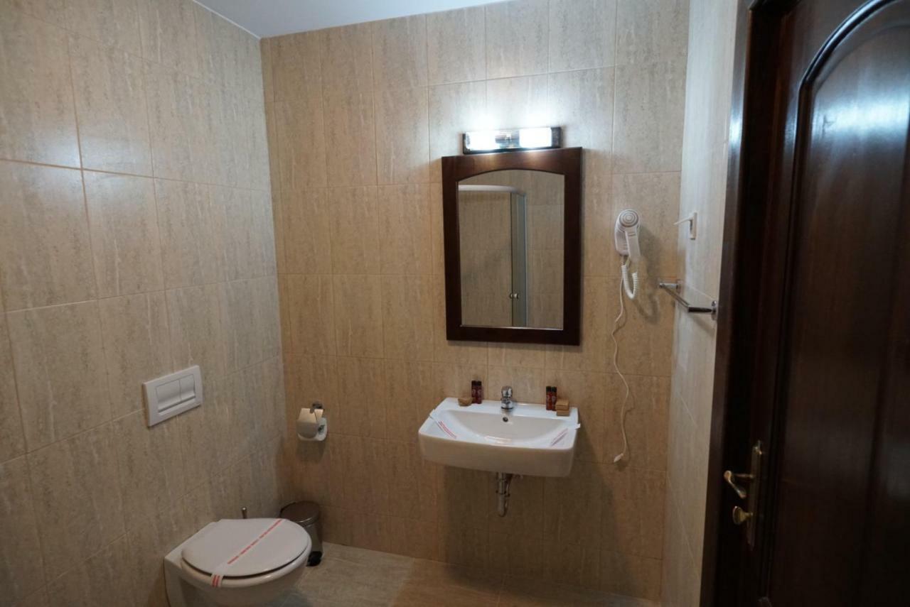 Conacul Lacurilor Otel Băile Herculane Dış mekan fotoğraf